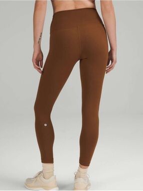 Lululemon Wunder Train High-Rise Tight 25" size 2